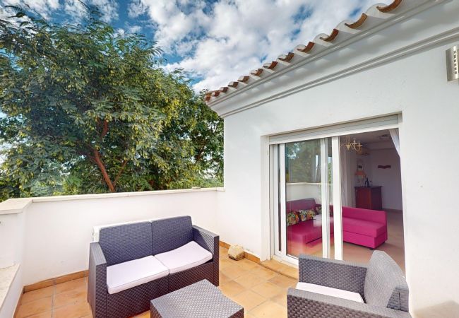 Apartamento en Roldan - Casa Remora S- Mid/Long Term on la Torre Golf