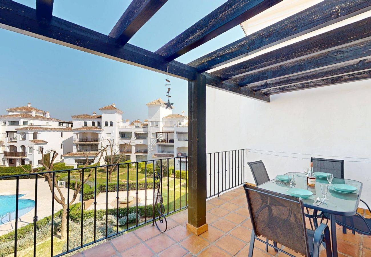 Apartamento en Roldan - Casa McGill - Mid Term in La Torre Golf