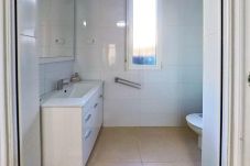 Apartment in Roldan - Casa Jurel RH-Mid Term on La Torre