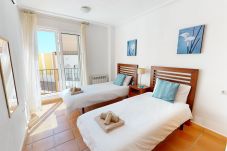 Apartment in Roldan - Penthouse TownCentre Midterm on La Torre Golf